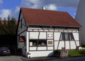 Galerie Mayer - Kunst aus dem Fachhaus im Fachwerkhaus